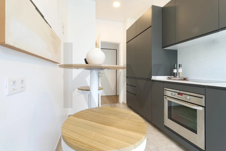 Apartamento T1 para Venda em Avenidas Novas Foto 14