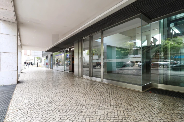 Apartamento T1 para Venda em Avenidas Novas Foto 28
