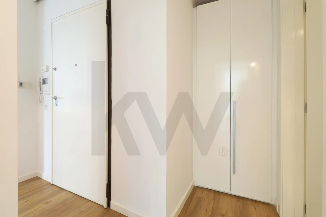 Apartamento T1 para Venda em Avenidas Novas Foto 17