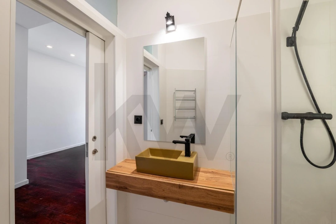 Apartamento T1 para Venda em Campo de Ourique Foto 7