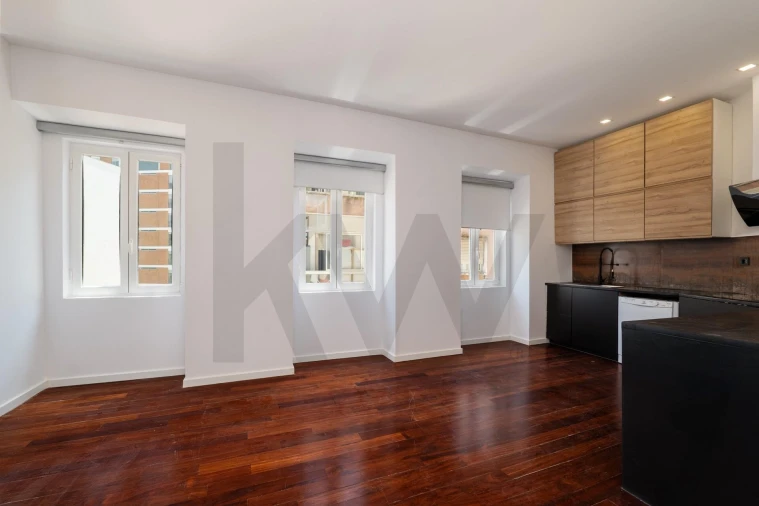 Apartamento T1 para Venda em Campo de Ourique Foto 2