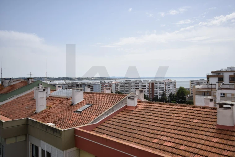 Apartamento T3 para Venda em Oeiras e São Julião da Barra, Paço de Arcos e Caxias Foto 22