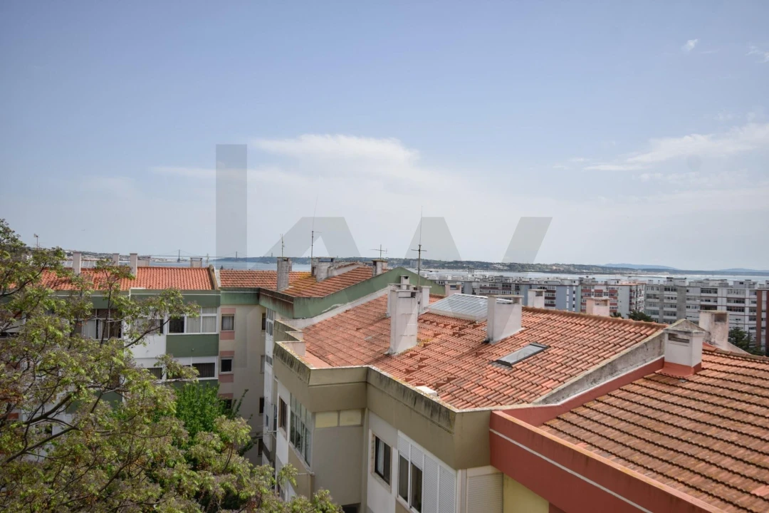 Apartamento T3 para Venda em Oeiras e São Julião da Barra, Paço de Arcos e Caxias Foto 6