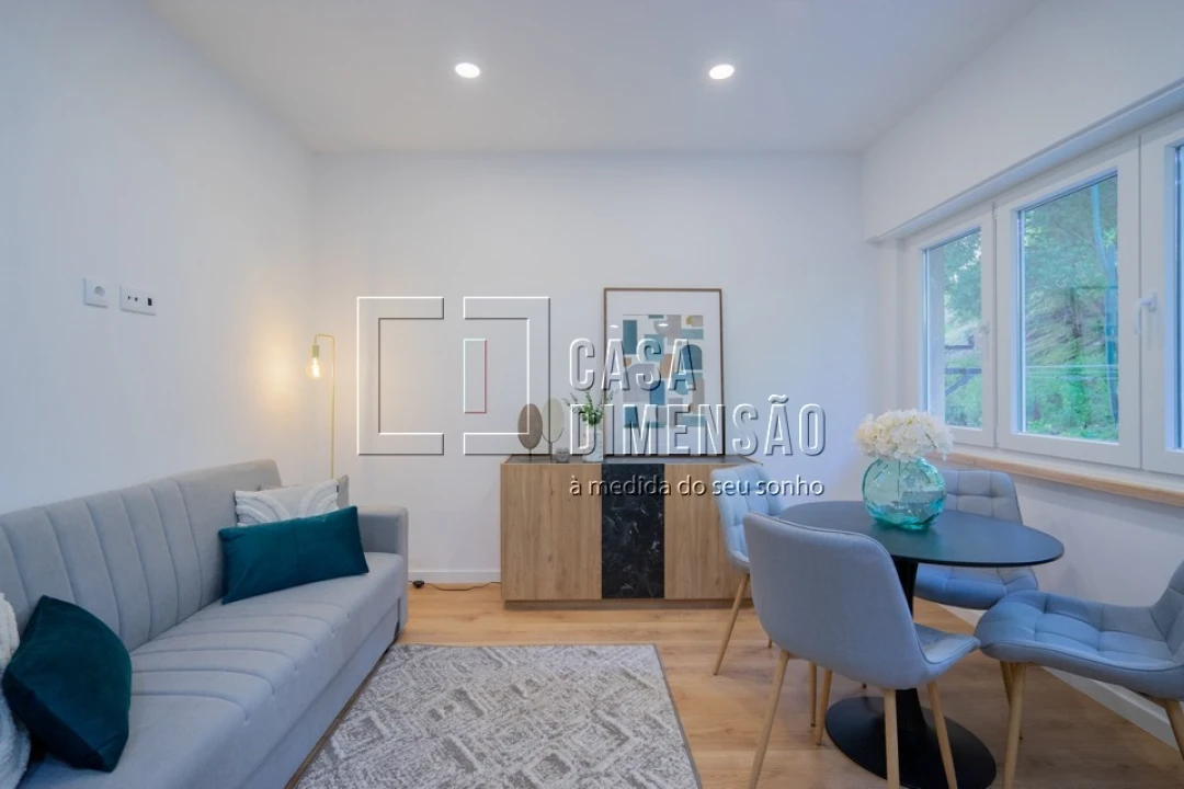 Apartamento T2 para Venda em Benfica Foto 7