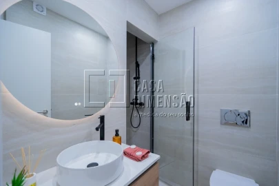 Apartamento T2 para Venda em Benfica