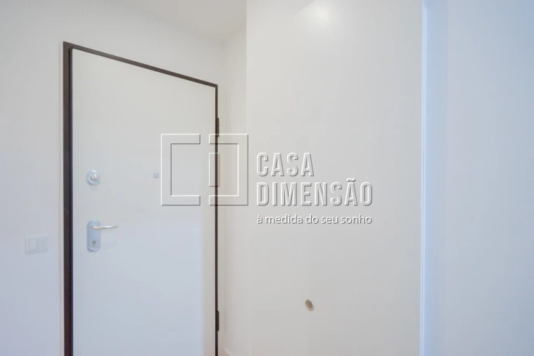 Apartamento T2 para Venda em Benfica Foto 4