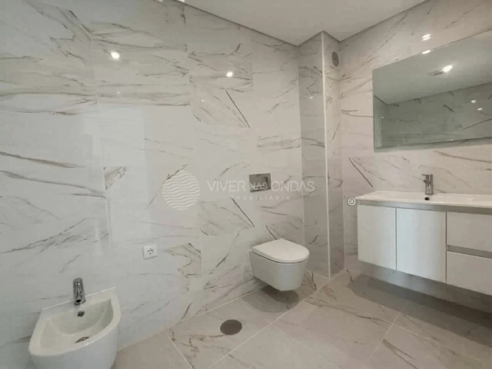 Apartamento T3 para Venda em Corroios Foto 18