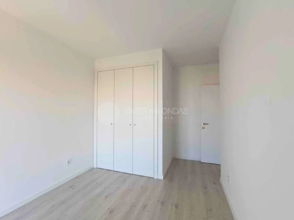 Apartamento T3 para Venda em Corroios Foto 10