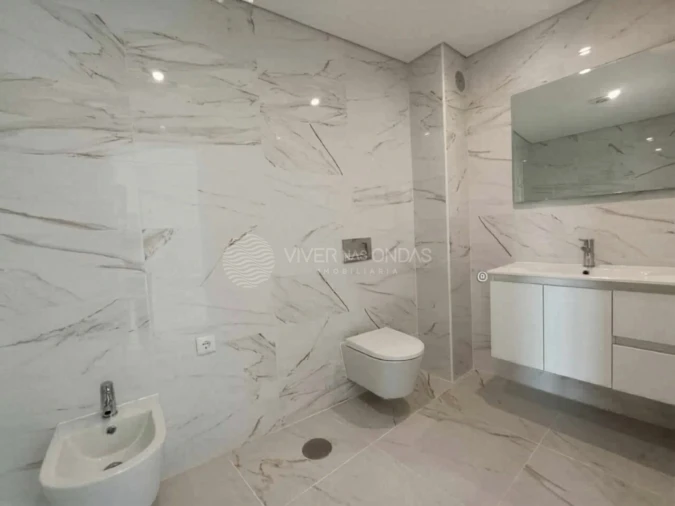 Apartamento T3 para Venda em Corroios Foto 18