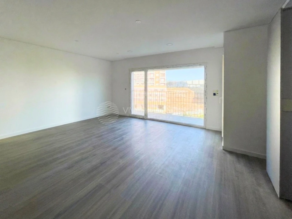 Apartamento T3 para Venda em Corroios Foto 8