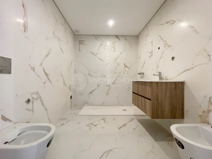 Apartamento T3 para Venda em Corroios Foto 19