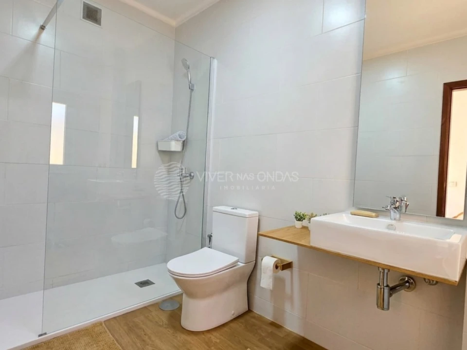 Apartamento T2 para Venda em Santa Marinha e São Pedro da Afurada Foto 16
