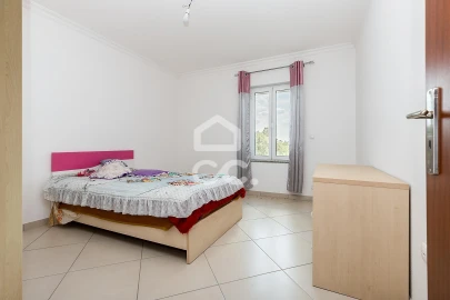 Moradia T3 para Venda em Mora