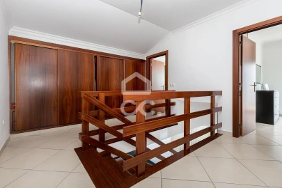 Moradia T3 para Venda em Mora