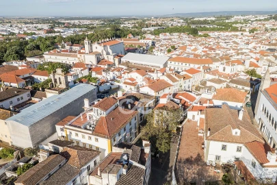 Moradia T1 para Venda em Évora (São Mamede, Sé, São Pedro e Santo Antão)