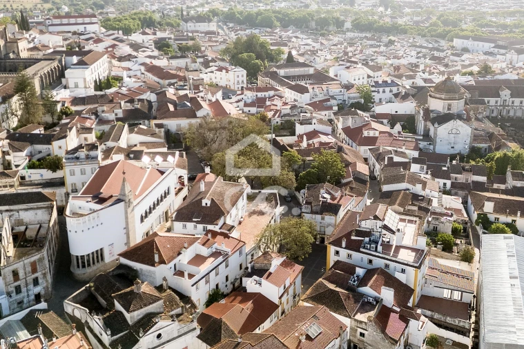 Moradia T1 para Venda em Évora (São Mamede, Sé, São Pedro e Santo Antão) Foto 25