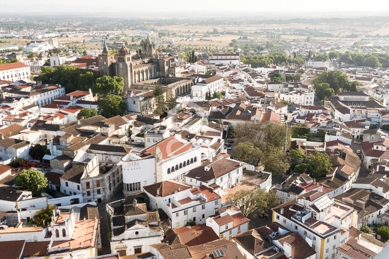 Moradia T1 para Venda em Évora (São Mamede, Sé, São Pedro e Santo Antão) Foto 24