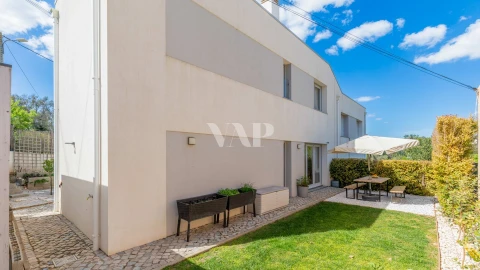 Moradia T3 para Venda em Loule (São Clemente)
