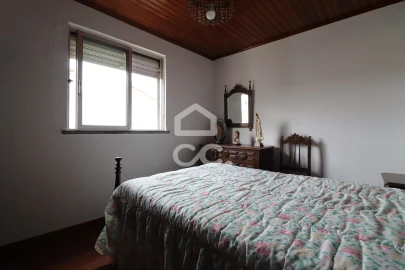 Moradia T3 para Venda em Aguda