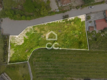 Terreno para Venda em Pousada de Saramagos