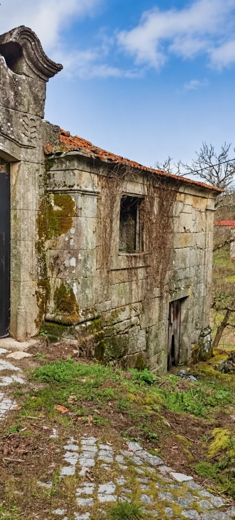 Moradia T3 para Venda em Cambra e Carvalhal de Vermilhas