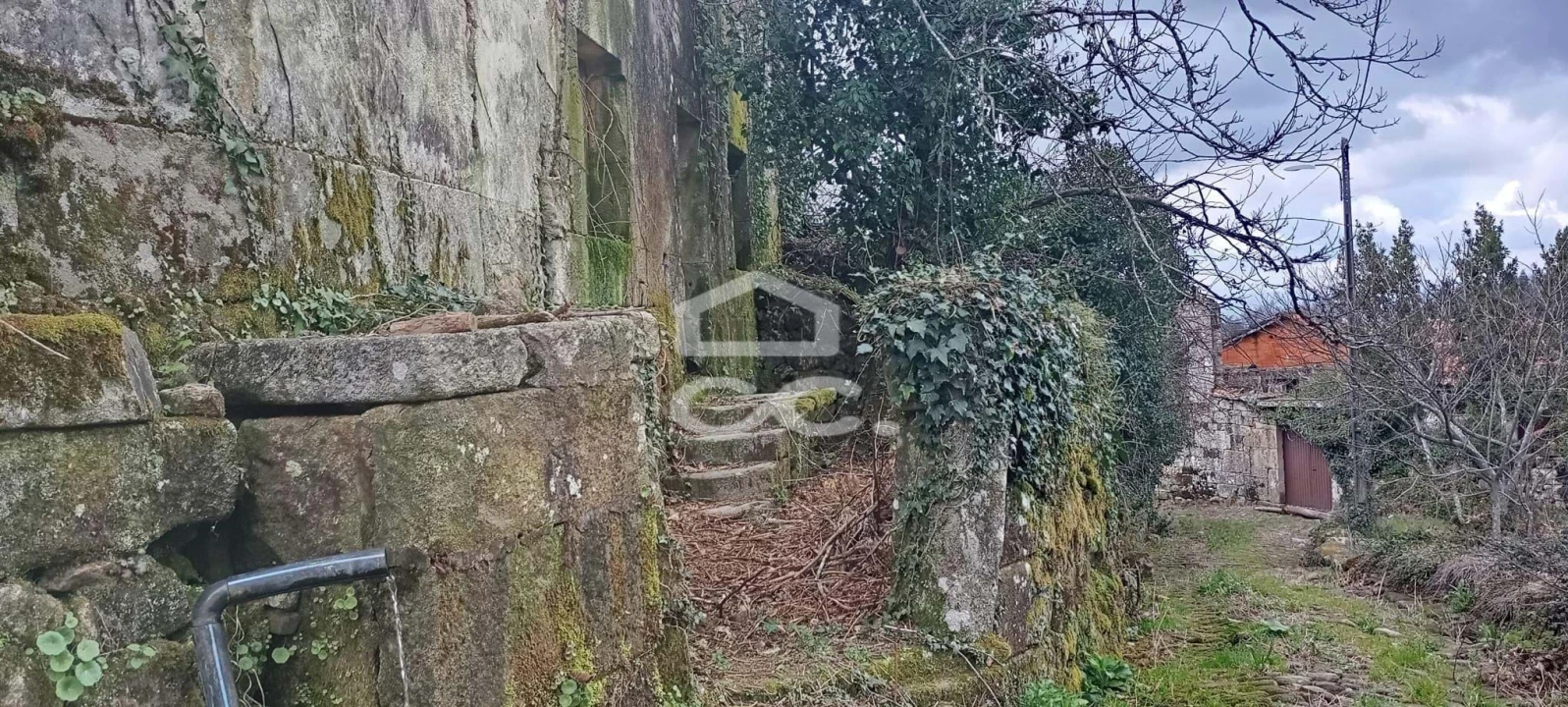 Moradia T3 para Venda em Cambra e Carvalhal de Vermilhas Foto 12