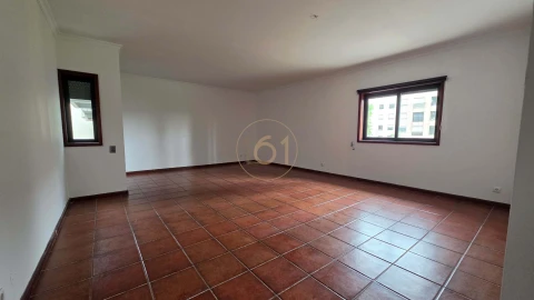 Apartamento T2 para Arrendamento em Matosinhos e Leça da Palmeira