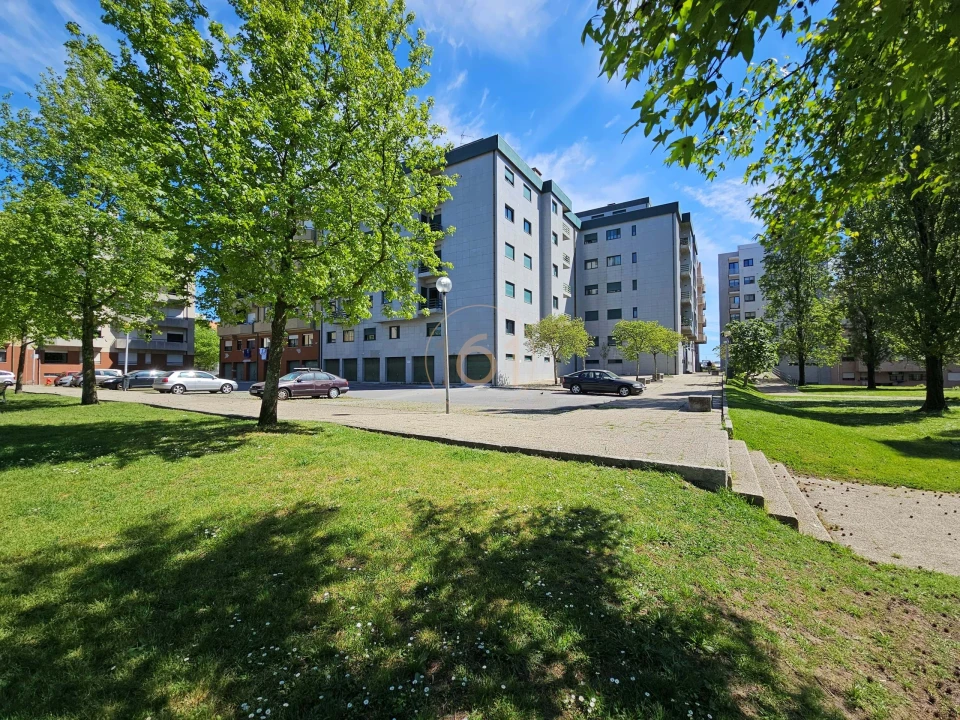 Apartamento T2 para Arrendamento em Matosinhos e Leça da Palmeira Foto 1