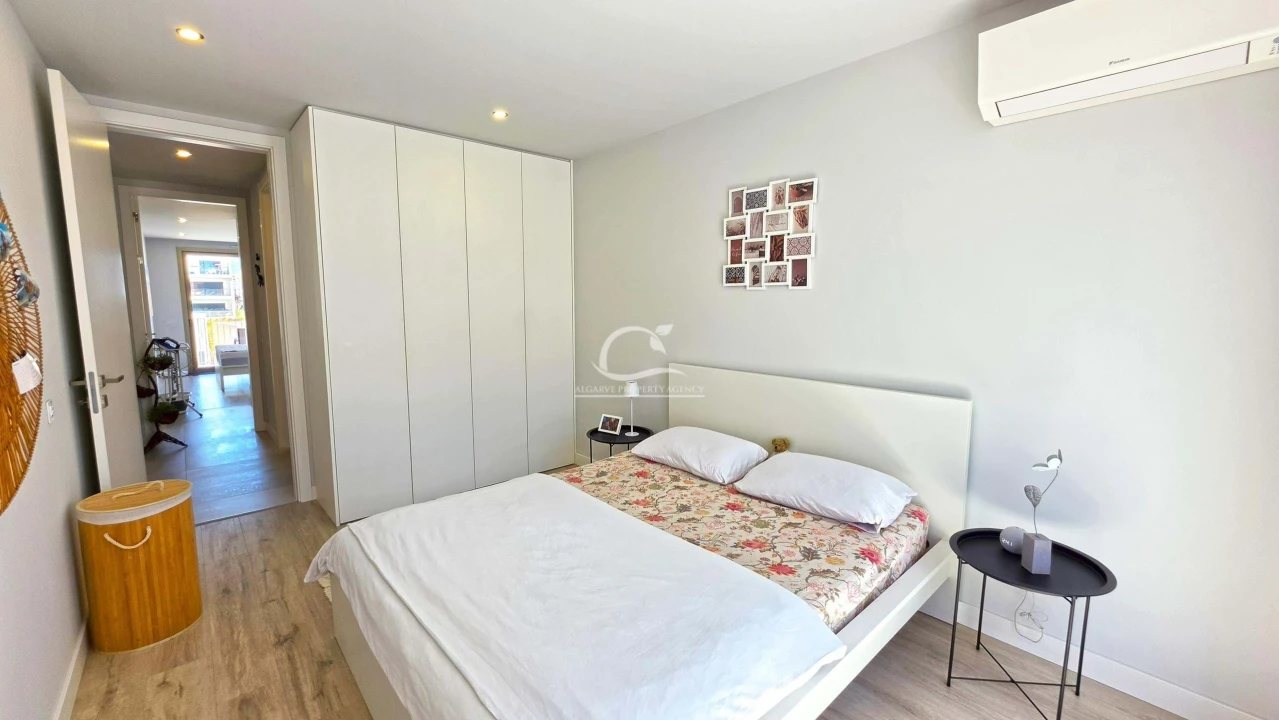 Apartamento T2 para Venda em Almancil Foto 5
