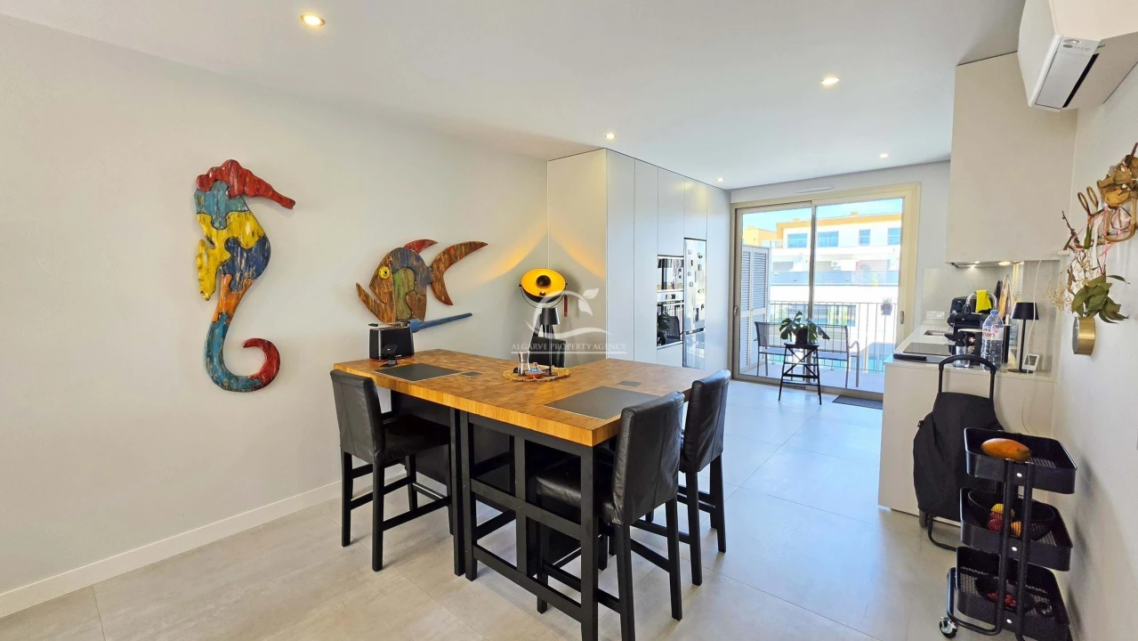 Apartamento T2 para Venda em Almancil Foto 4