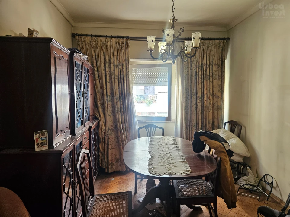 Apartamento T2 para Venda em Arroios Foto 13