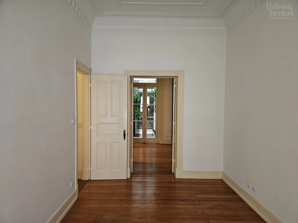 Apartamento T3 para Venda em Avenidas Novas Foto 17
