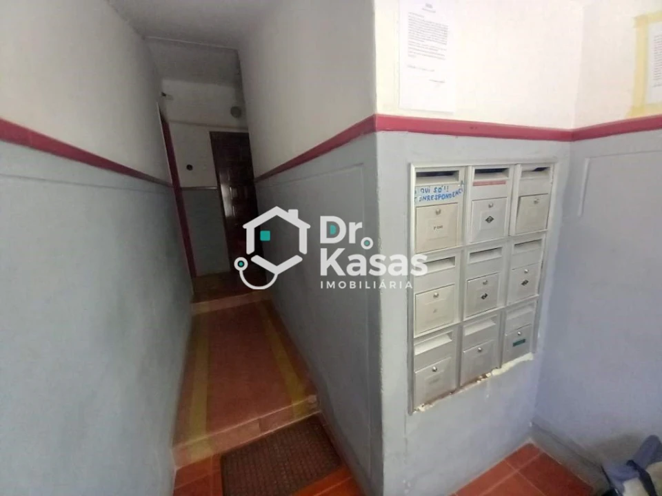 Apartamento T1 para Venda em Baixa da Banheira e Vale da Amoreira Foto 17
