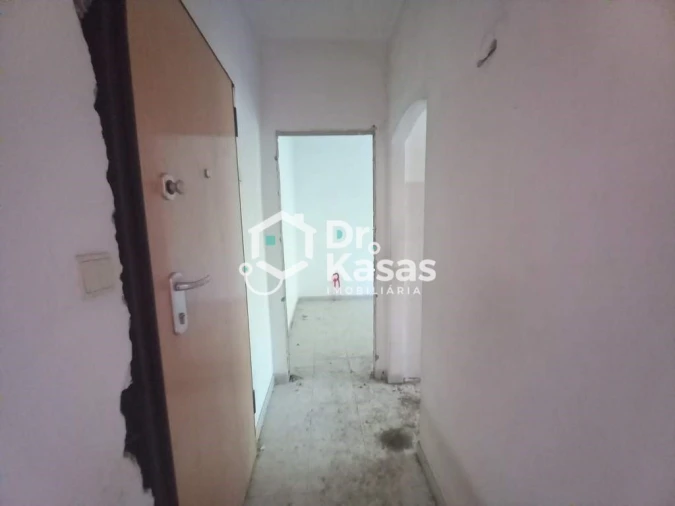 Apartamento T1 para Venda em Baixa da Banheira e Vale da Amoreira Foto 4