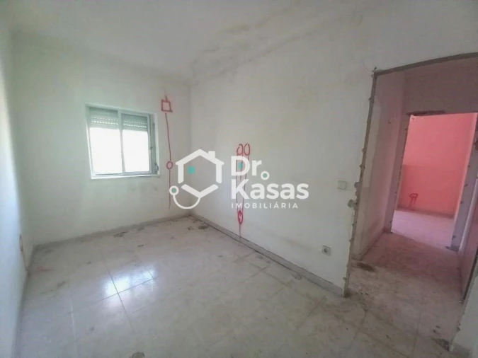 Apartamento T1 para Venda em Baixa da Banheira e Vale da Amoreira Foto 7