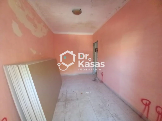 Apartamento T1 para Venda em Baixa da Banheira e Vale da Amoreira Foto 3