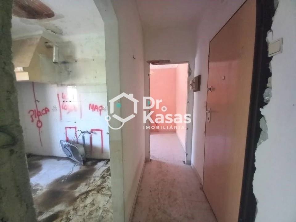 Apartamento T1 para Venda em Baixa da Banheira e Vale da Amoreira Foto 13