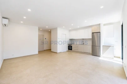 Apartamento T1 para Venda em Quarteira
