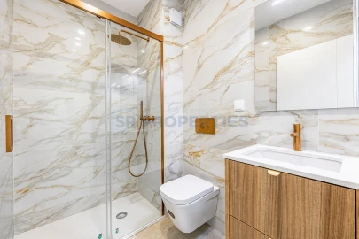 Apartamento T1 para Venda em Quarteira