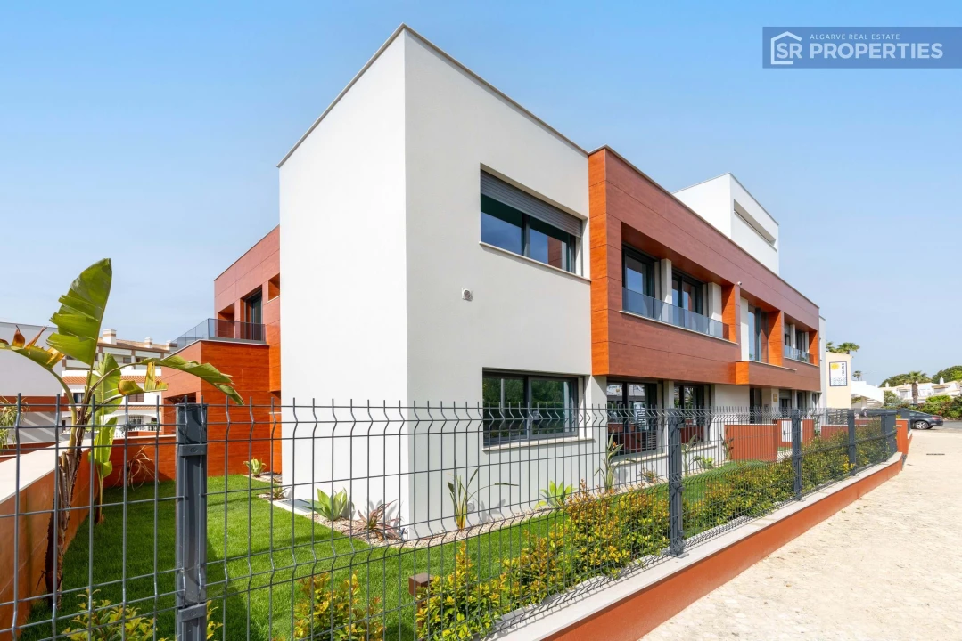 Apartamento T1 para Venda em Quarteira Foto 21