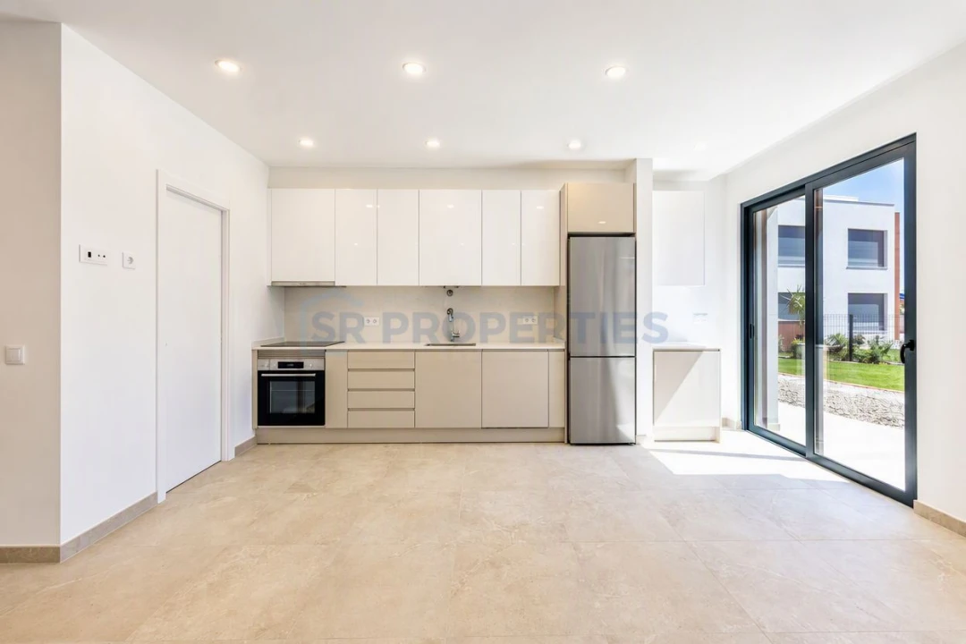 Apartamento T1 para Venda em Quarteira Foto 5