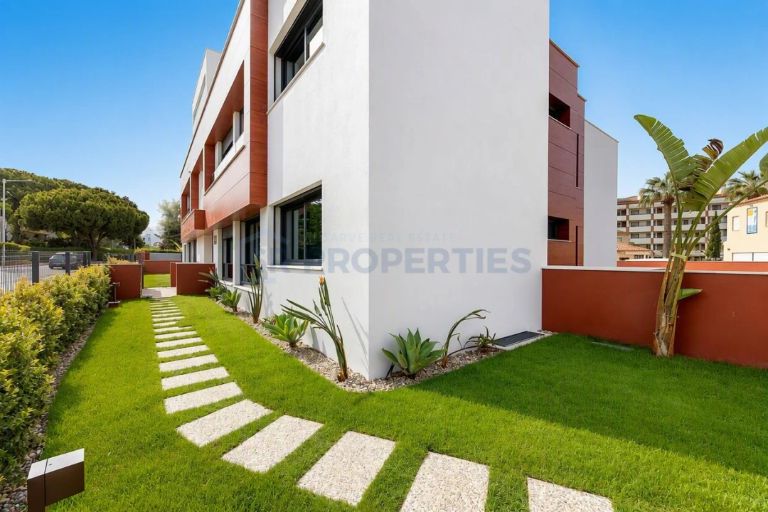Apartamento T1 para Venda em Quarteira Foto 16
