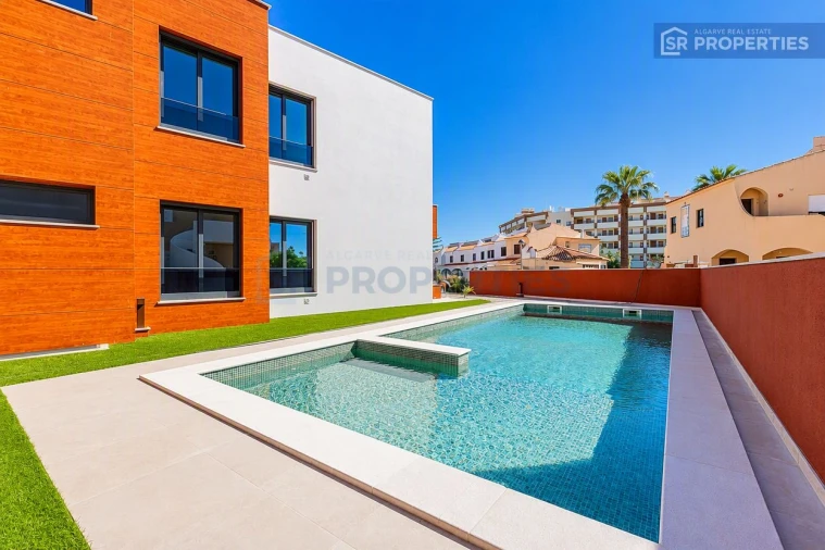 Apartamento T1 para Venda em Quarteira Foto 12