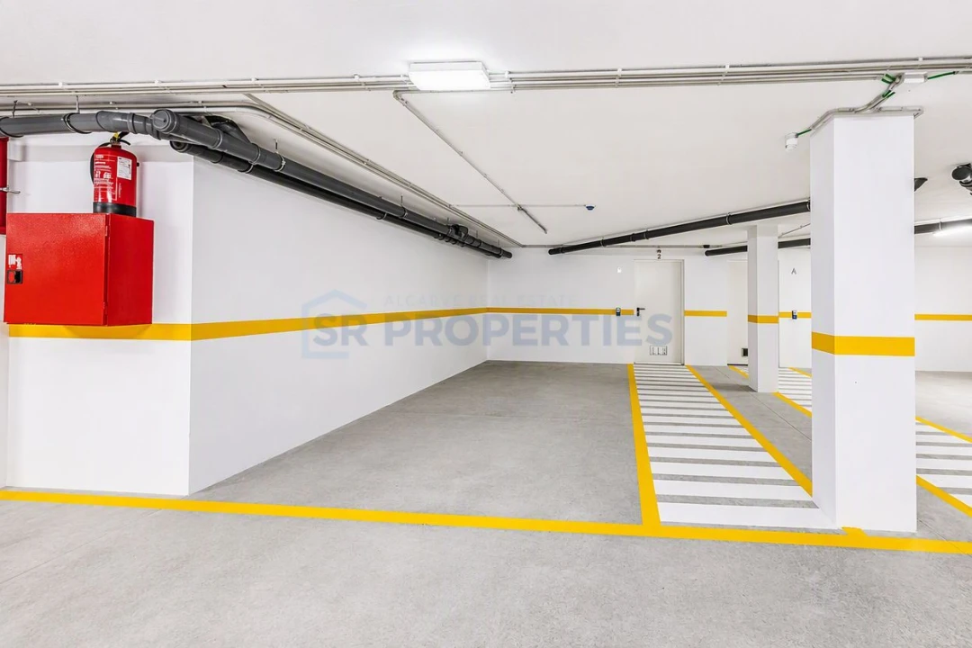 Apartamento T1 para Venda em Quarteira Foto 10