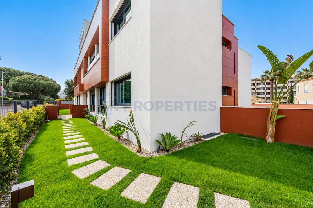 Apartamento T3 para Venda em Quarteira Foto 26