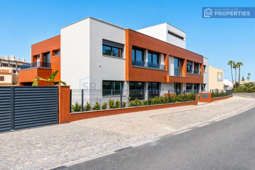 Apartamento T3 para Venda em Quarteira Foto 29