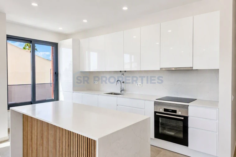 Apartamento T3 para Venda em Quarteira Foto 7