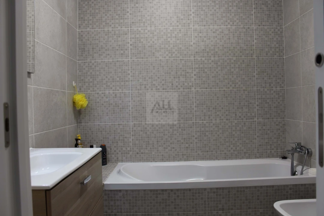 Apartamento T2 para Venda em Portimão Foto 29