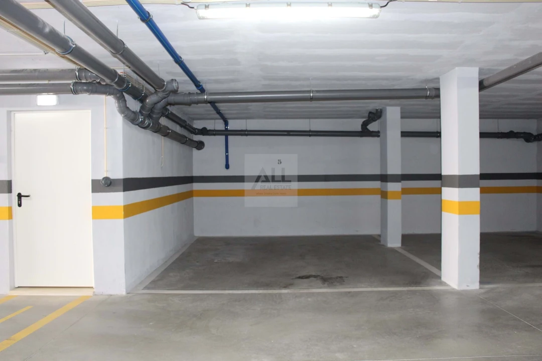 Apartamento T2 para Venda em Portimão Foto 46