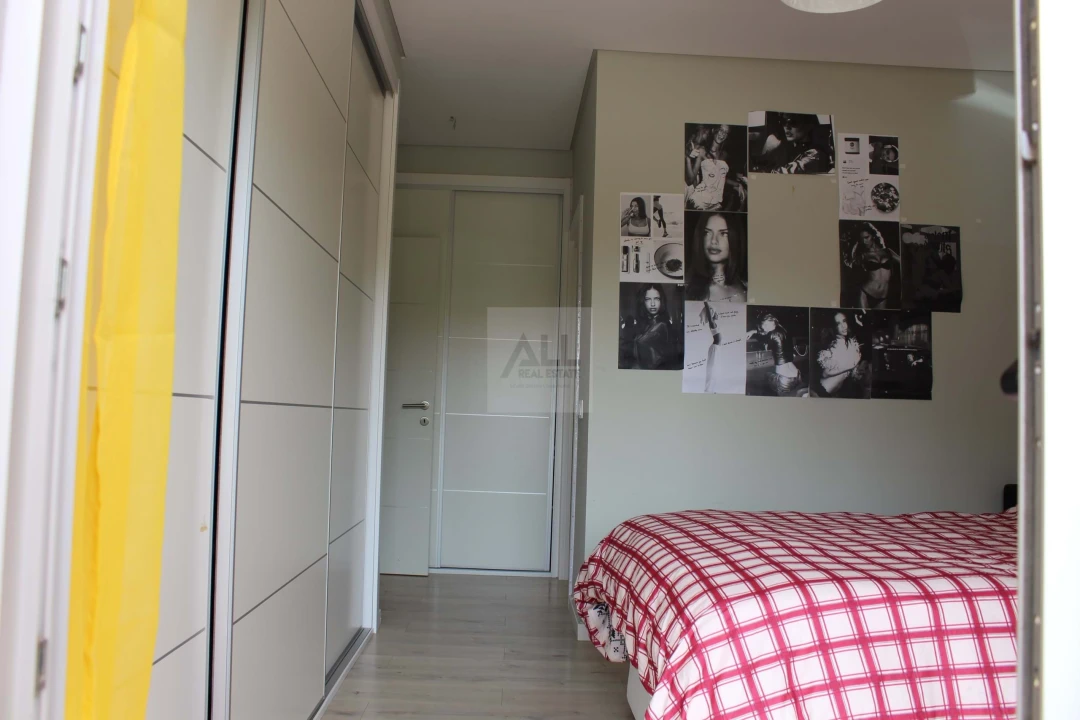 Apartamento T2 para Venda em Portimão Foto 42